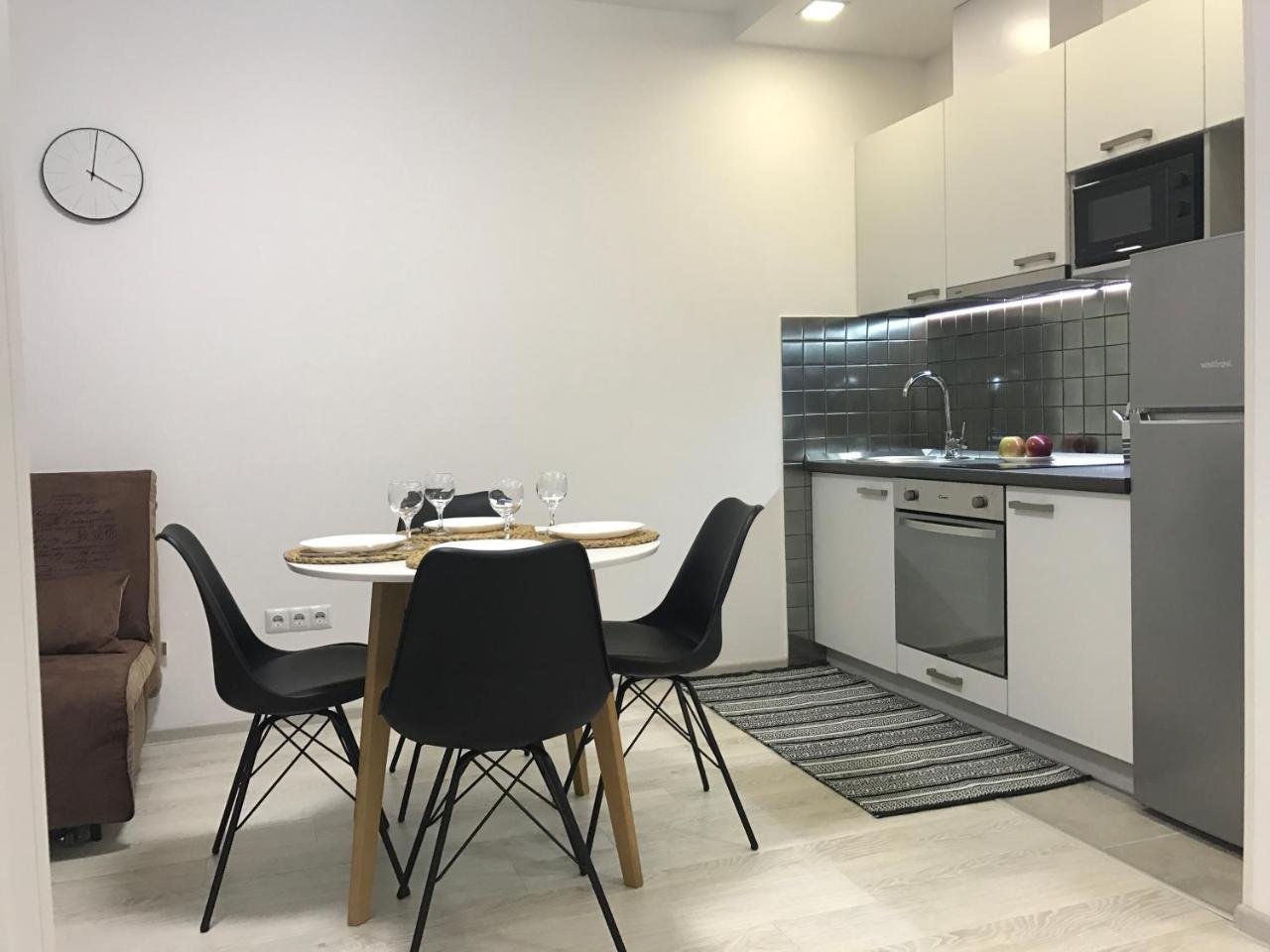 Святобор Lux Apartments Kiev Luaran gambar