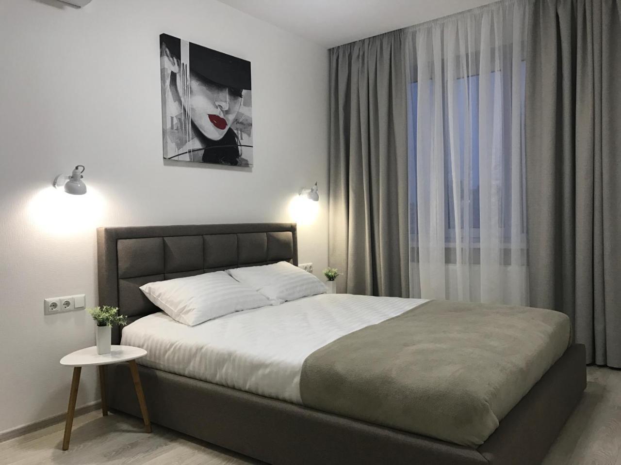 Святобор Lux Apartments Kiev Luaran gambar