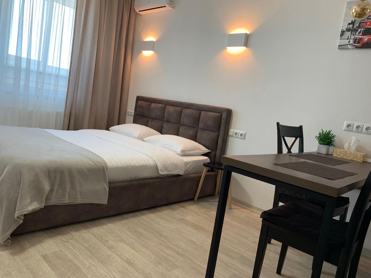 Святобор Lux Apartments Kiev Luaran gambar