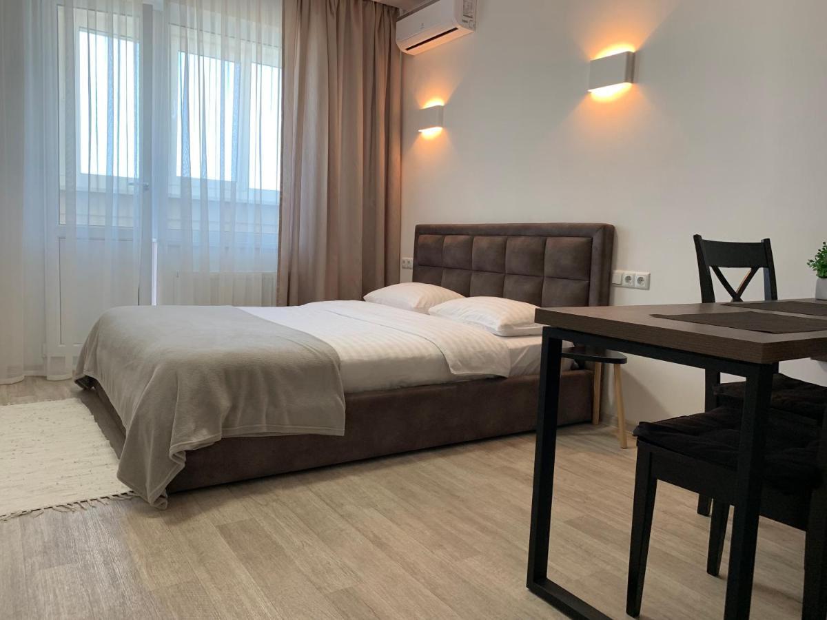 Святобор Lux Apartments Kiev Luaran gambar